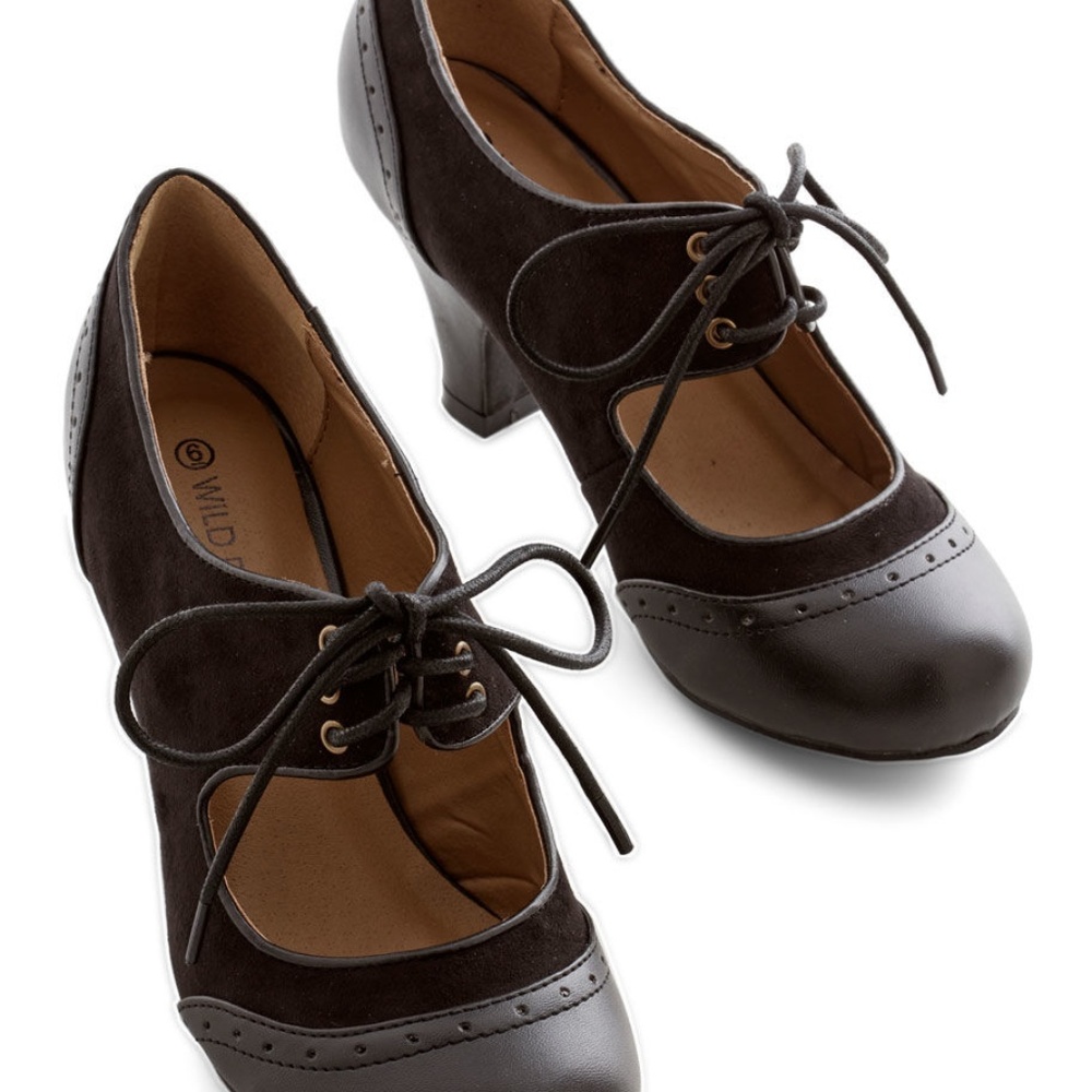 The Best of Times Heel in Black 1940s